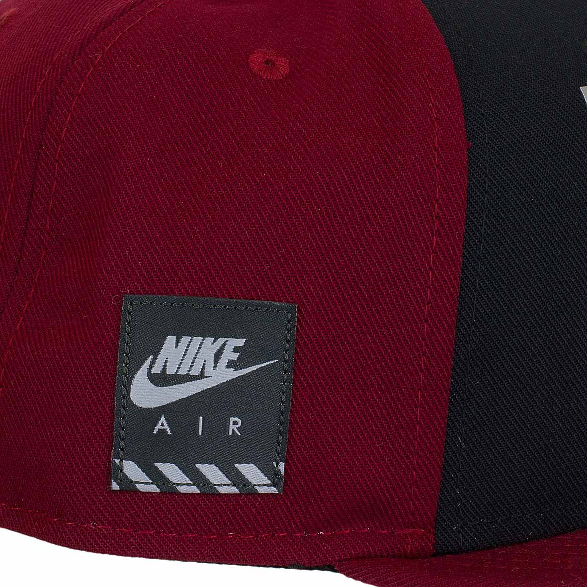 ☆ Nike Snapback Cap True Multi-Logo weinrot/schwarz - hier bestellen!