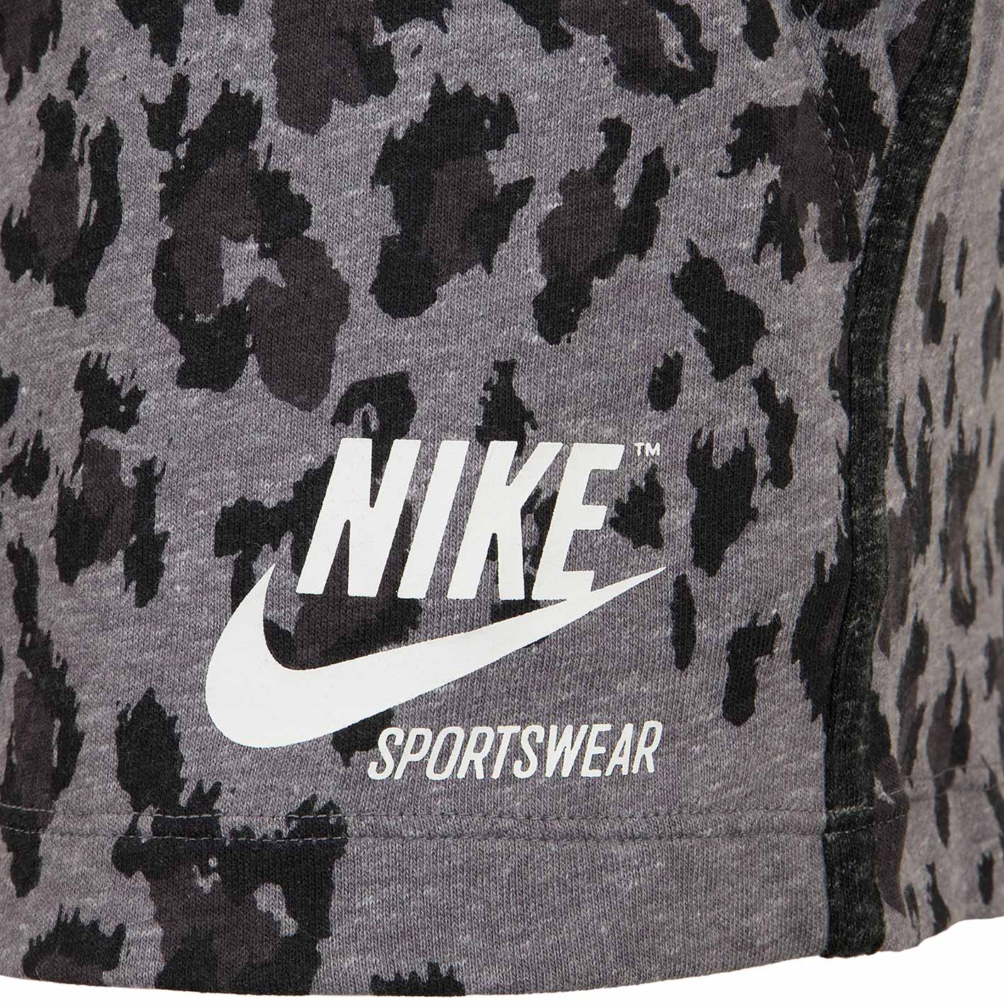 ☆ Nike Damen Shorts Gym Vintage Leopard schwarz/grau/weiß - hier bestellen!